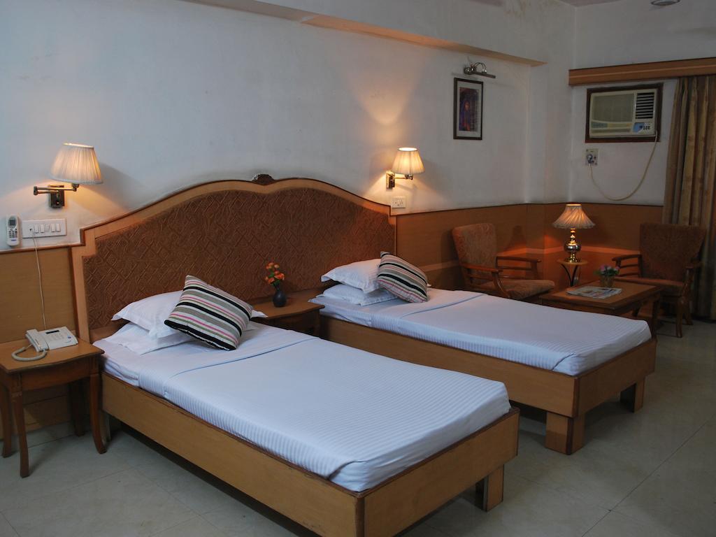 Hotel Atithi Aurangábád Szoba fotó